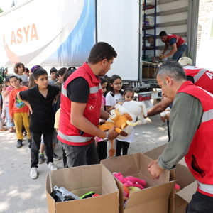 Mobil Sosyal Market Tırı Kahramanmaraş’ta 60 bini aşkın kişiye ulaştı - fotoğraf 4