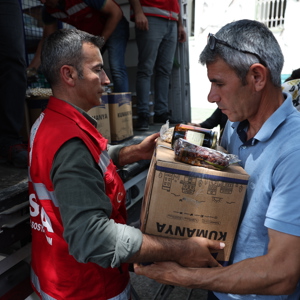 Mobil Sosyal Market Tırı Kahramanmaraş’ta 60 bini aşkın kişiye ulaştı - fotoğraf 7