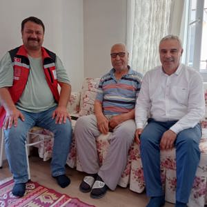 #TarsusSHM, #BabalarGünü vesilesiyle baş tacı şehit babalarımızı ve kahraman gazilerimizi ziyaret etti. - fotoğraf 1
