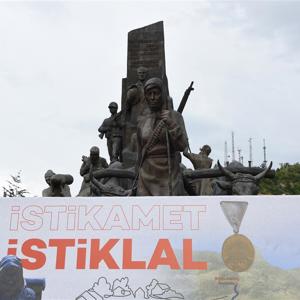 95 Kilometrelik “Onurlu ve Gururlu Atatürk ve İstiklal Yolu Yürüyüşü” yapıldı. - fotoğraf 1