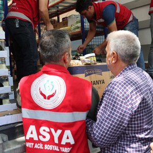 Mobil Sosyal Market Tırı Kahramanmaraş’ta 60 bini aşkın kişiye ulaştı - fotoğraf 6