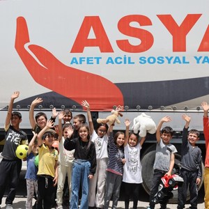 Mobil Sosyal Market Tırı Kahramanmaraş’ta 60 bini aşkın kişiye ulaştı - fotoğraf 1