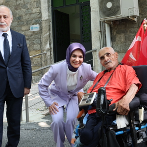 Aile ve Sosyal Hizmetler Bakanımız Göktaş, Darülaceze ve Huzurevi Sakinleriyle Bayramlaştı - fotoğraf 4