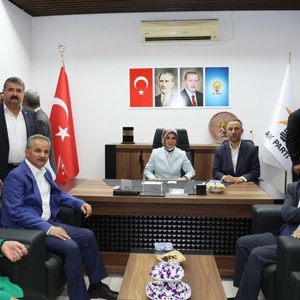 Aile ve Sosyal Hizmetler Bakanımız Göktaş Bayramın Son Gününde Adıyaman’da Depremzedelerle Bir Araya Geldi - fotoğraf 6