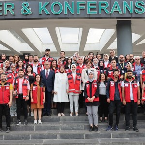 Aile ve Sosyal Hizmetler Bakanımız Göktaş Diyarbakır Annelerini Ziyaret Etti - fotoğraf 5