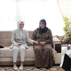 Aile ve Sosyal Hizmetler Bakanımız Göktaş Diyarbakır Annelerini Ziyaret Etti - fotoğraf 11