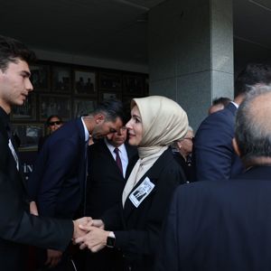 Bakanımız Mahinur Özdemir Göktaş Lizbon Büyükelçisi Karagöz’ün Cenaze Törenine Katıldı - fotoğraf 1