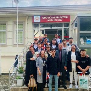 İl Müdürlüğümüze bağlı Çocuk Evleri Sitesi Müdürlüğümüzde Yıl Sonu Etkinliği düzenlendi. - fotoğraf 4