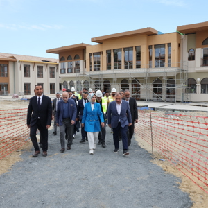 Bakanımız Göktaş, Darülaceze Sosyal Hizmet Şehri’ni Gezdi - fotoğraf 3