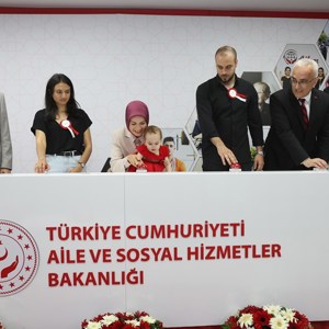 Şehit Yakını, Gazi ve Gazi Yakını 263 Kişinin Kamuya Ataması Yapıldı - fotoğraf 1