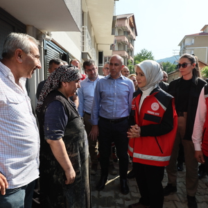 Bakanımız Mahinur Özdemir Göktaş Selden Etkilenen Zonguldak'ta İncelemelerde Bulundu - fotoğraf 2