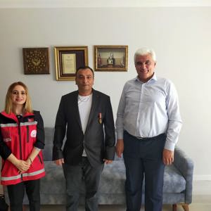 “Demokrasi ve Milli Birlik Günü” Kapsamında, 15 Temmuz Şehit ve Gazi Aileleri Ziyaret Edildi - fotoğraf 3