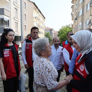 Bakanımız Mahinur Özdemir Göktaş Selden Etkilenen Zonguldak'ta İncelemelerde Bulundu - fotoğraf 4