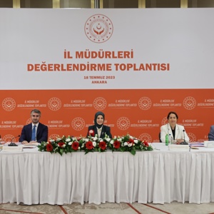Aile ve Sosyal Hizmetler Bakanımız Göktaş İl Müdürleriyle Bir Araya Geldi - fotoğraf 1