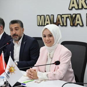 Aile ve Sosyal Hizmetler Bakanımız Göktaş ile Milli Eğitim Bakan Tekin, “Afet Bölgesi Eğitim Destek Programı İşbirliği Protokolünü imzaladı - fotoğraf 6