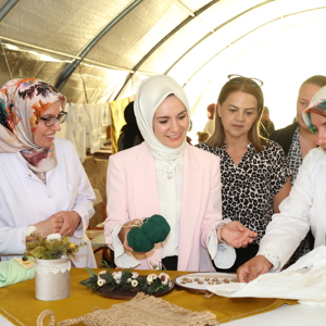 Aile ve Sosyal Hizmetler Bakanımız Göktaş Malatya’da Depremzedelerle Bir Araya Geldi - fotoğraf 3