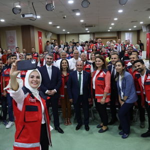Aile ve Sosyal Hizmetler Bakanımız Göktaş Malatya’da Depremzedelerle Bir Araya Geldi - fotoğraf 6