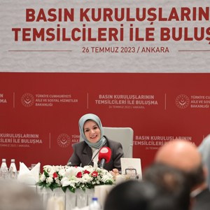 Minister of Family and Social Services Göktaş met with Media Representatives - fotoğraf 1