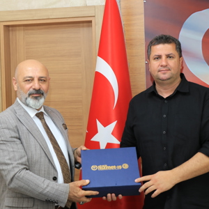 Hak-İş  Hizmet –İş Sendikası Erzincan Şube Başkanı Harun Mutlu ve Sendika Yönetimi İle Birlikte İl Müdürümüz Serdar Demirci’yi Makamında Ziyaret Etti. - fotoğraf 2