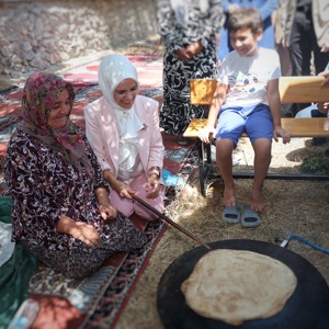 Bakanımız Mahinur Özdemir Göktaş Baba Ocağı Emirdağ’da 17’nci Gurbetçi Festivali’ne Katıldı - fotoğraf 5