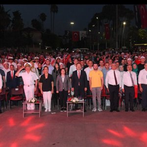 #15TemmuzDemokrasiveMilliBirlikGünü’nde,Cumhuriyet Meydanı’nda hep birlikte Demokrasi Nöbeti tuttuk. #15Temmuz'da yaşananları asla Unutmayacağız! - fotoğraf 4