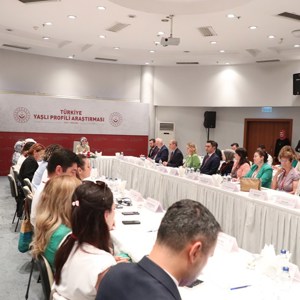 Bakanımız Mahinur Özdemir Göktaş Türkiye Yaşlı Profili Araştırması Çalıştayı’na Katıldı - fotoğraf 1