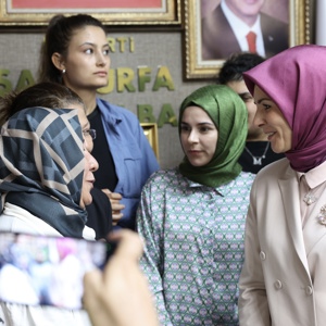 Bakanımız Mahinur Özdemir Göktaş Şanlıurfa’da Şehir Buluşmaları Toplantısına Katıldı - fotoğraf 7