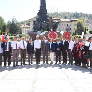 İlimizde Şapka ve Kıyafet İnkılabı’nın 98 ’inci Yıl Dönümü Çoşkuyla Kutlandı - fotoğraf 19