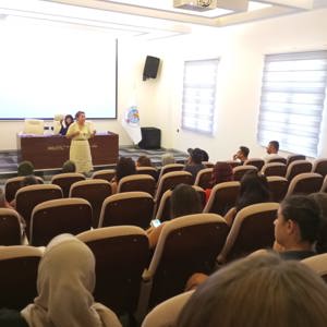 #MezitliSHM, Mezitli Kaymakamlığı'nda SED hizmeti alan ailelere yönelik, ''Tek Ebeveynli Aileler ile Evlilik Çatışmasına Neden Olan Faktörler ve Çözüm Yolları'' konulu eğitim düzenledi. - fotoğraf 1