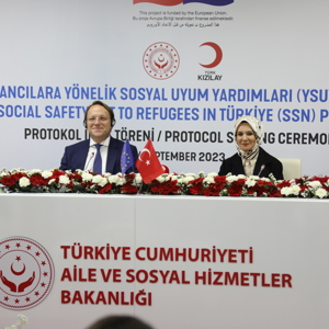 Yabancılara Yönelik Sosyal Uyum Yardımı (YSUY) Projesi İmzalandı - fotoğraf 1