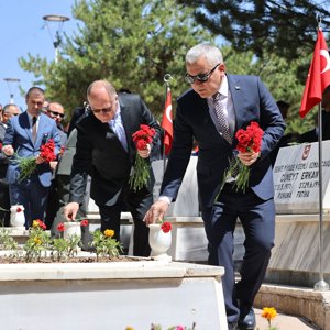 15 Temmuz Demokrasi ve Milli Birlik Günümüz Kutlu Olsun - fotoğraf 1