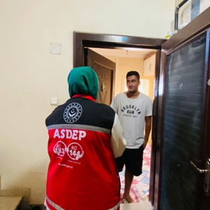 ASDEP ekiplerimizle, hizmetlerimizi vatandaşlarımızla buluşturmaya, gerekli rehberlik ve yönlendirmeleri yapmaya devam ediyoruz.  #PsikososyalDestek  📍Erdemli  - fotoğraf 2