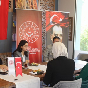 Aile ve Sosyal Hizmetler İl Müdürlüğü Koordinasyonunda Aile Çalıştayı Düzenlendi - fotoğraf 26