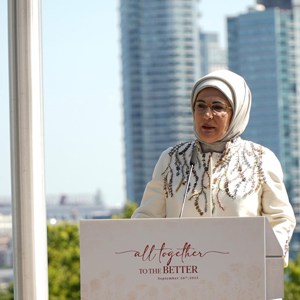 Emine Erdoğan Hanımefendi ve Bakanımız Mahinur Özdemir Göktaş, New York’ta Sosyal Refahın Adil Dağılımı Konulu Panele Katıldı - fotoğraf 2