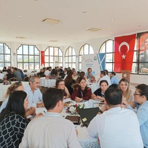 Emeği geçen herkese teşekkür ederiz.   #MersinAileÇalıştayı 💫 - fotoğraf 1