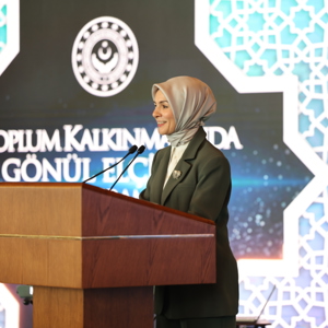 Emine Erdoğan Hanımefendi ve Bakanımız Mahinur Özdemir Göktaş Gönül Elçileri Programına Katıldı - fotoğraf 4