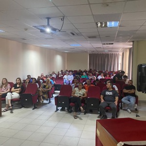 #AkdenizSHM, Erdemli SHM ve Erdemli Huzurevi personellerine ''Madde Bağımlılığıyla Mücadele'' eğitimi verdi. - fotoğraf 1