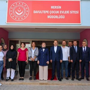 Bakan Yardımcımız Sn.Leman Yenigün,Genel Müdürümüz Sn.Ayşegül Yıldırım Kara ve Valimiz Sn.Ali Hamza Pehlivan Davultepe Çocuk Evleri Sitesini ziyaret etti.  - fotoğraf 1