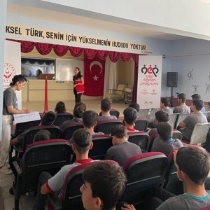 #AnamurSHM, Gazi Mesleki Teknik Anadolu Lisesi öğrencilerine "Bilinçli Medya Kullanımı" konusunda   eğitim verdi.   - fotoğraf 1