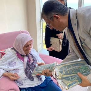 İl Müdürümüz Mustafa MODAOĞLU,1 Ekim Yaşlılar Günü sebebiyle Huzurevinde kalan yaşlılarımızı ziyaret etti - fotoğraf 9