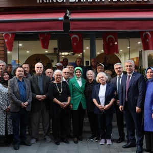 Minister Mahinur Özdemir Göktaş came together with young persons with cerebral palsy - fotoğraf 10