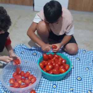 Bu kış turşu,reçel,zeytin ve konserve çocuklarımızdan. ☺️🍅🫒🌶️🫙  - fotoğraf 3