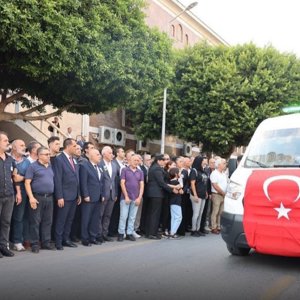 Pençe-Kilit Operasyonu bölgesinde teröristlerce açılan taciz ateşi sonucu şehitolan İstihkam Uzman Çavuş Mehmet Emre TEKE son yolculuğuna dualarla uğurlandı. 📍Mersin Şehitlik  - fotoğraf 1
