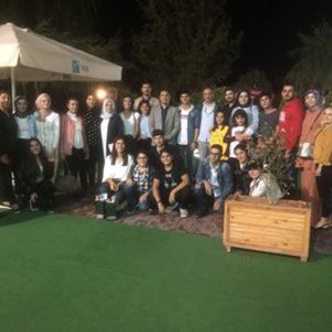 Üniversiteyi Kazanan Çocuklarımız İçin Yemek Programı Düzenlendi - fotoğraf 1