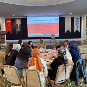 İhtisaslaşmış Kadın Konukevleri Çalıştayı Düzenlendi. - fotoğraf 1