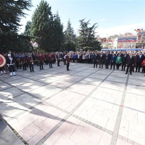 Cumhuriyet Bayramı Çelenk Sunma Töreni Yapıldı - fotoğraf 6