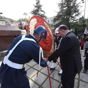 Cumhuriyet Bayramı Çelenk Sunma Töreni Yapıldı - fotoğraf 7