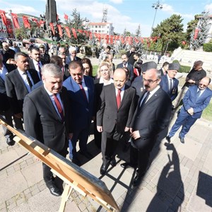 Cumhuriyet Bayramı Çelenk Sunma Töreni Yapıldı - fotoğraf 14
