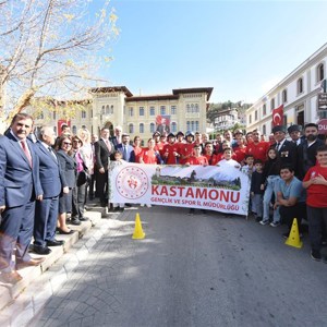 Cumhuriyet Bayramı Çelenk Sunma Töreni Yapıldı - fotoğraf 16