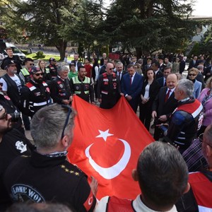 Cumhuriyet Bayramı Çelenk Sunma Töreni Yapıldı - fotoğraf 17